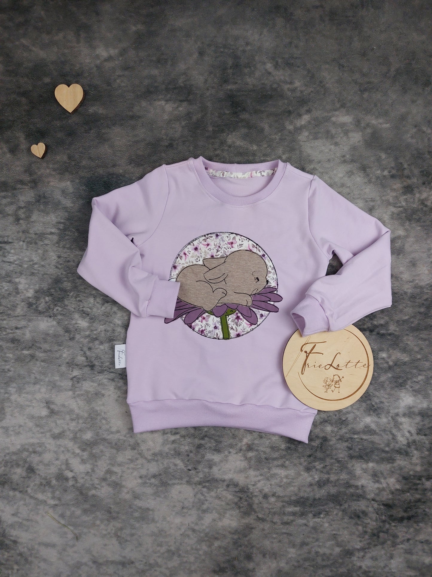 Sweater Hase auf Blume