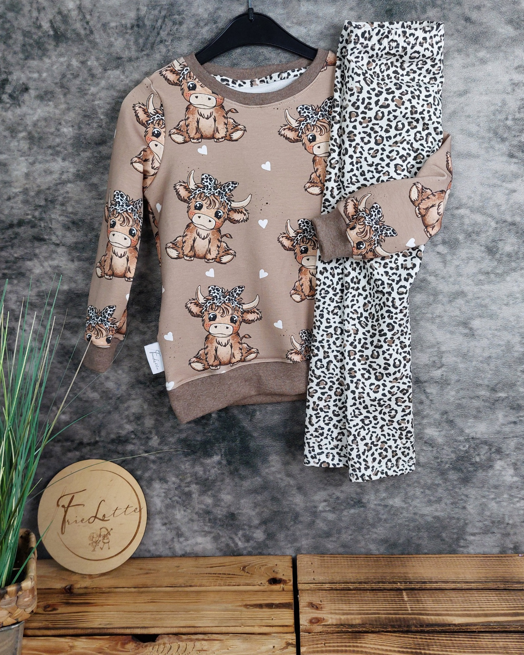 Set Highlandkuh und Leoleggins in Wunschgröße