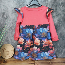 Kleid Juna aus einem Stoff von Gina and U