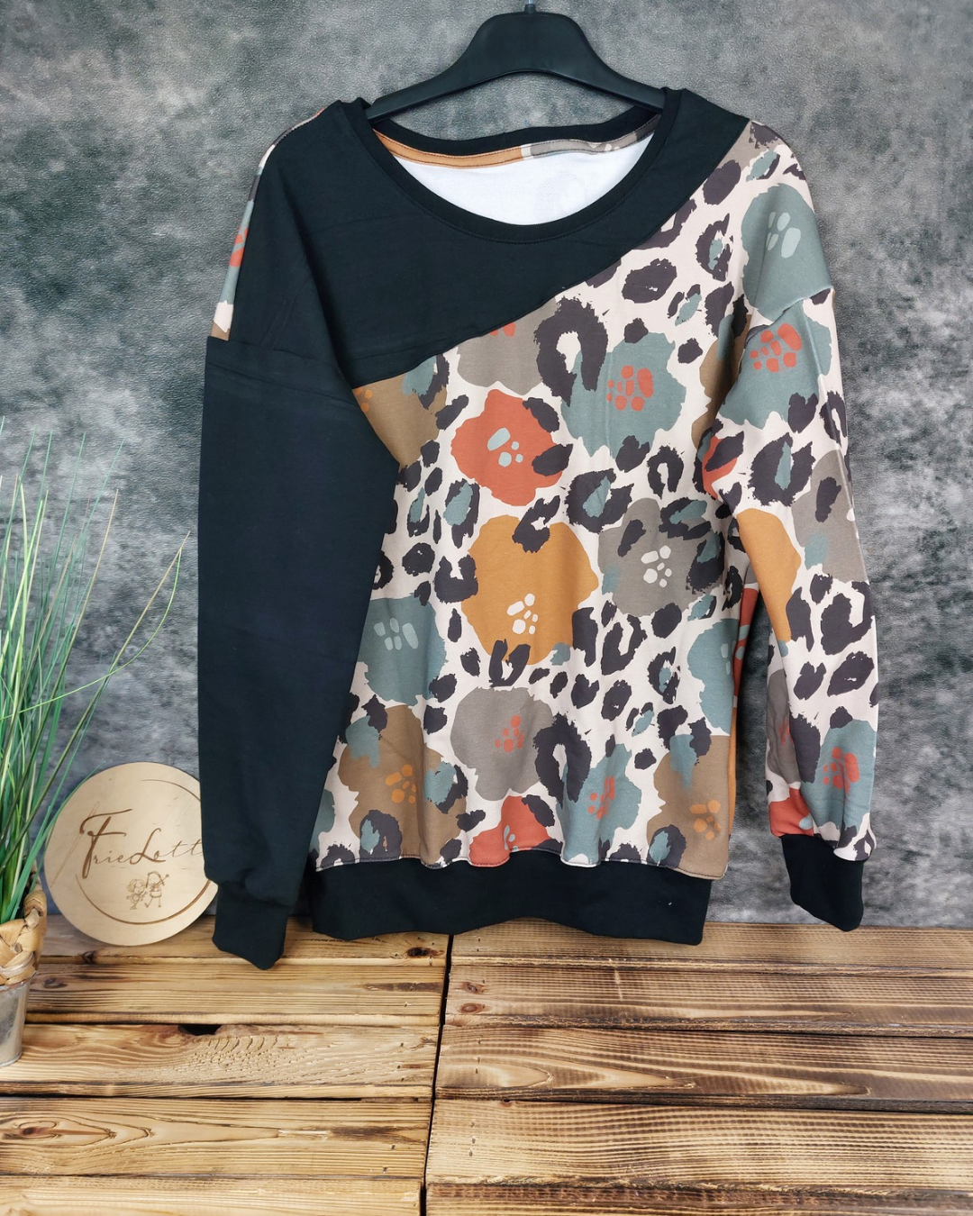 Oversized Sweater Gr. 36 Leo bunt