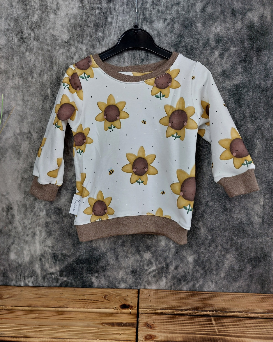Sweater Gr. 74 Sonnenblumen