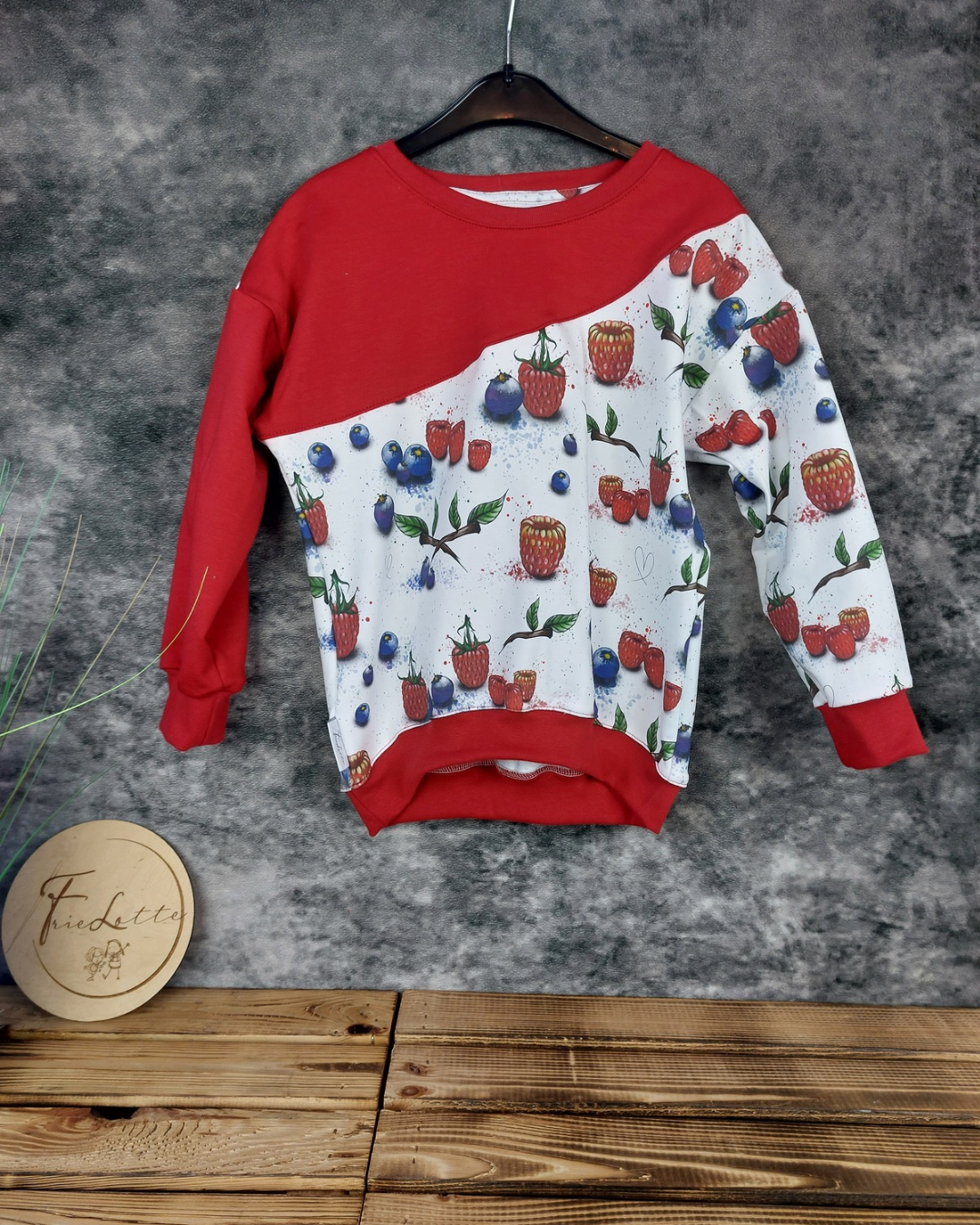 Oversized Sweater Gr. 128 Beeren