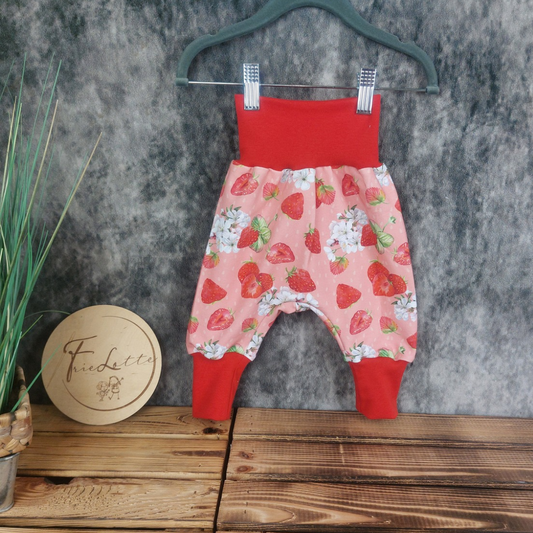 Mitwachshose Erdbeeren Gr. 62/68