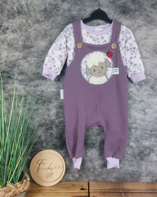 Set Latzhose mit Sweater Schäfchen in Wunschgröße