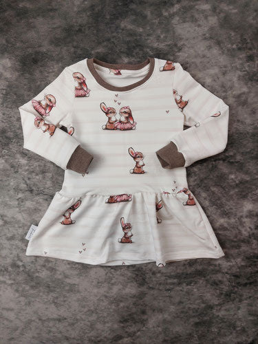 Sweater mit Volant Hasen Gr. 104