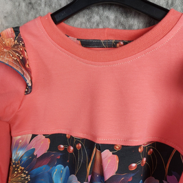 Kleid Juna aus einem Stoff von Gina and U