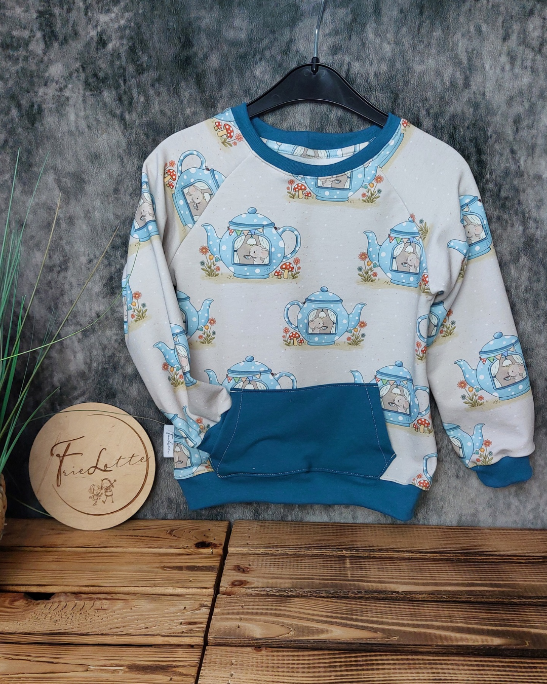 Sweater Teekännchen Gr. 104