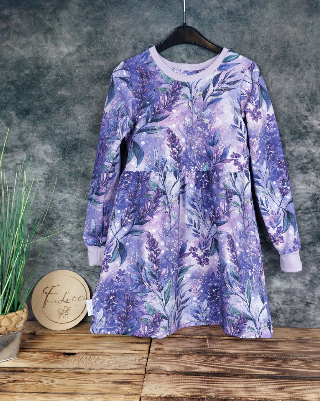 Basickleid Lavendel in Wunschgröße