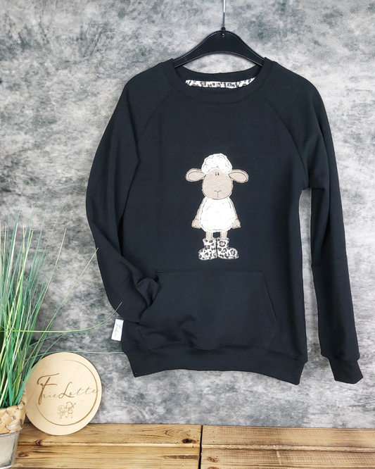 Sweater Schaf mit Gummistiefeln in Wunschgröße