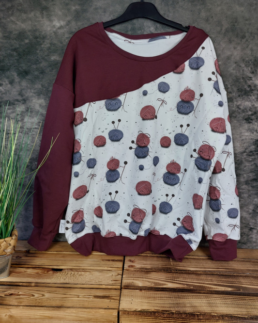 Oversized Sweater Gr. 42 Wollknäuel